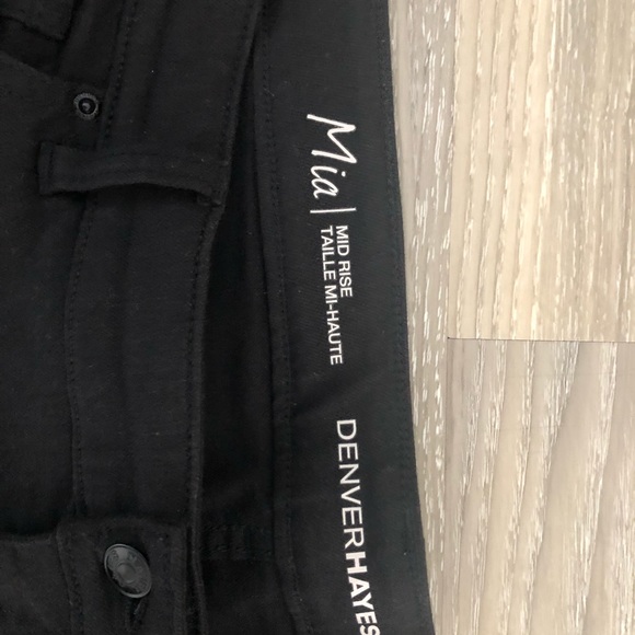 Jeans - Picture 3 of 4